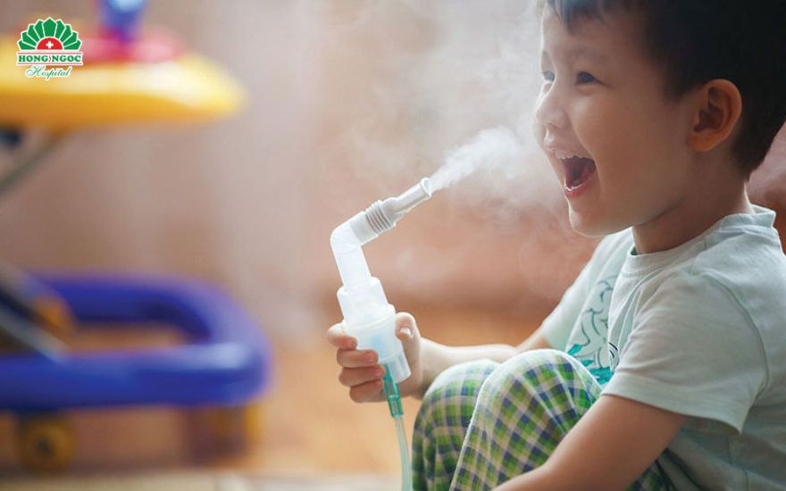 소아용 천식 흡입기를 항상 휴대하는 것이 좋습니다.