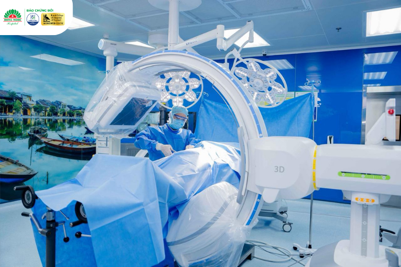 Hệ thống C-arm 3D tích hợp AI hiện đại tại BVĐK Hồng Ngọc - Phúc Trường Minh.