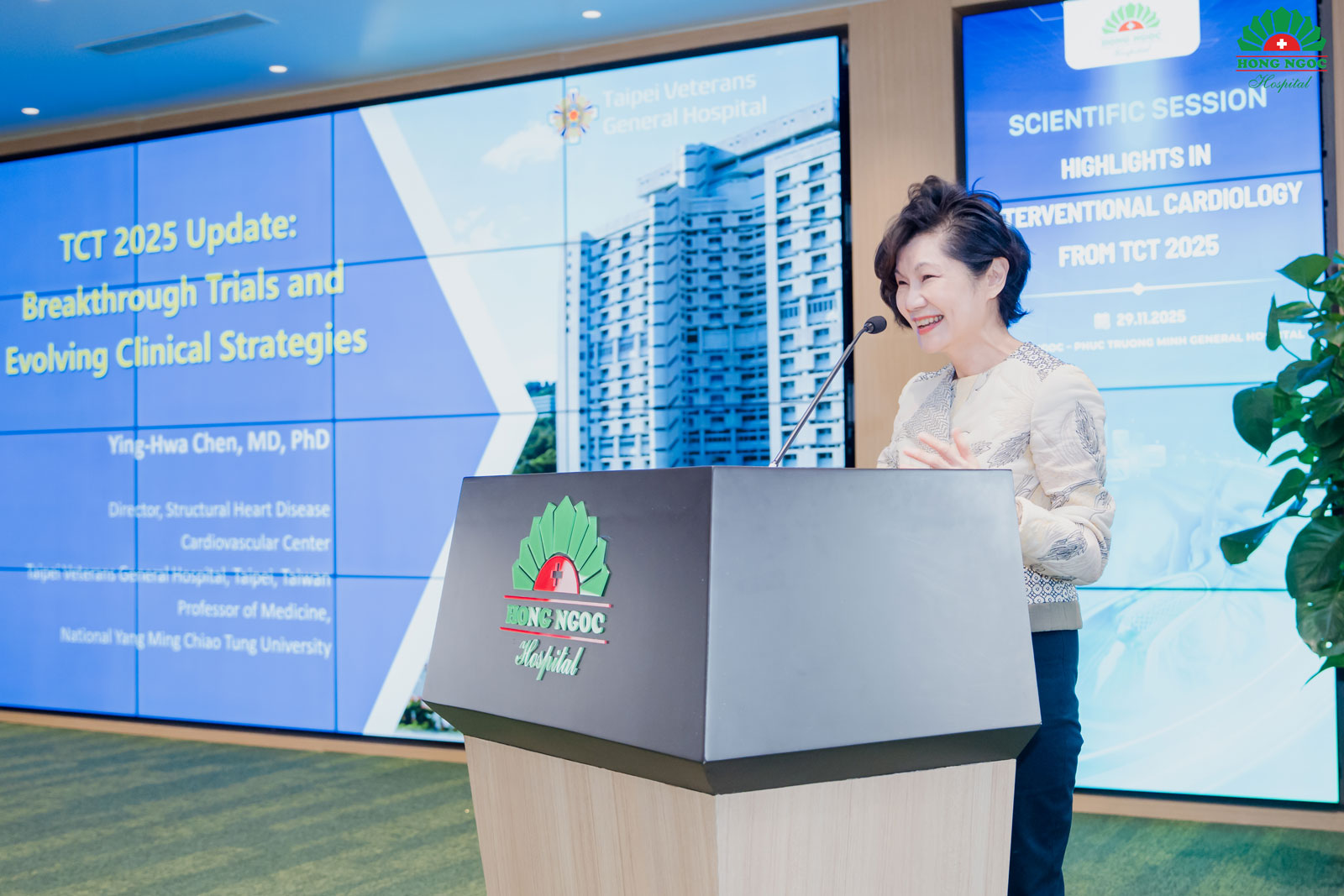 Ying-Hwa Chen 교수/박사/의사, 홍옥 종합병원에서 발표