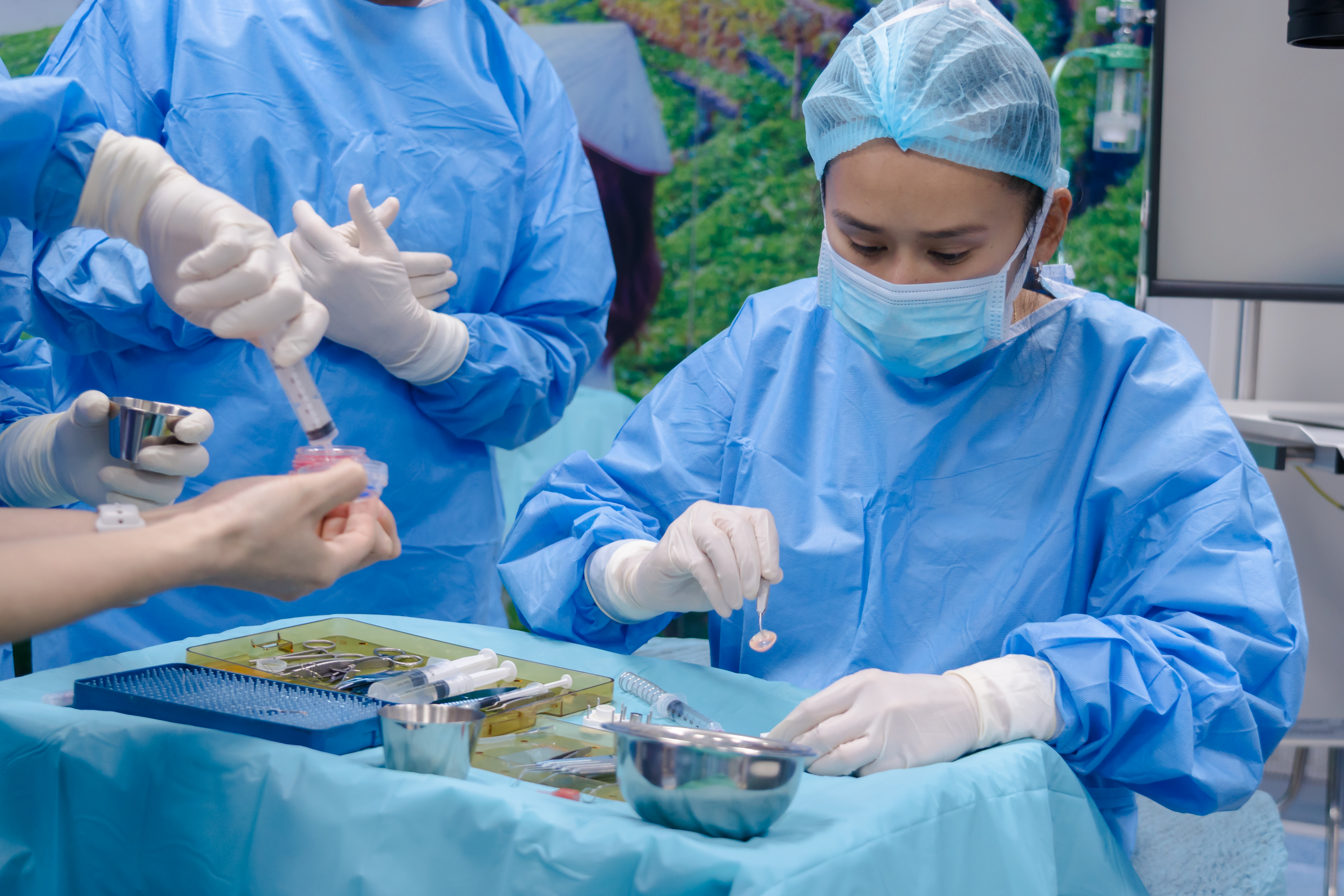 The corneal transplantation using the refined Kalinnikov Dinh technique demonstrates outstanding effectiveness