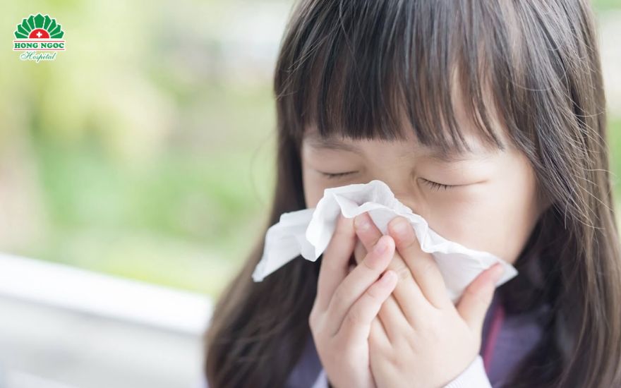 부모는 아동 모세기관지염의 초기 단계부터 상태를 면밀히 관찰하는 것이 좋습니다.