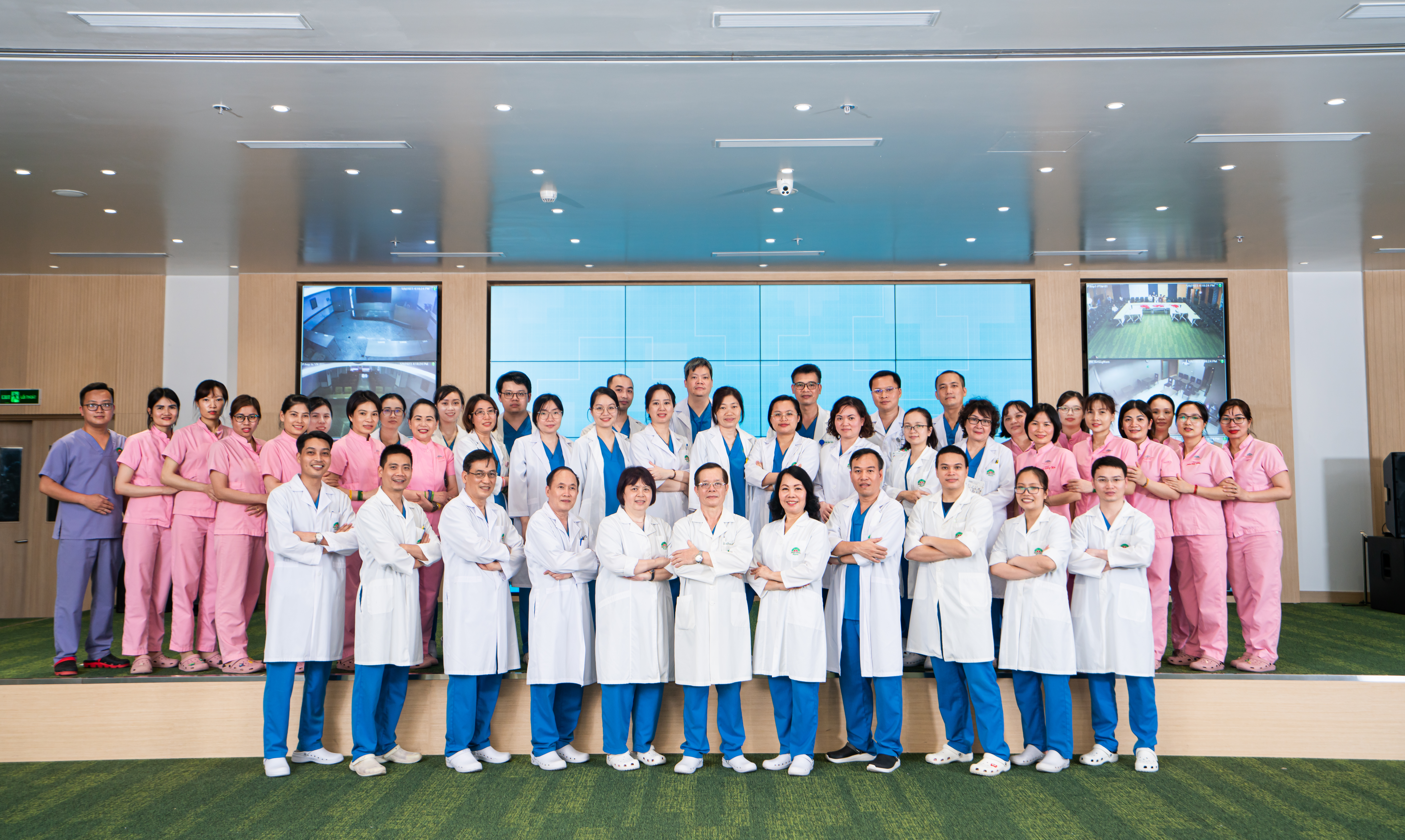 풍부한 임상 경험을 갖춘 전문의 및 의료진