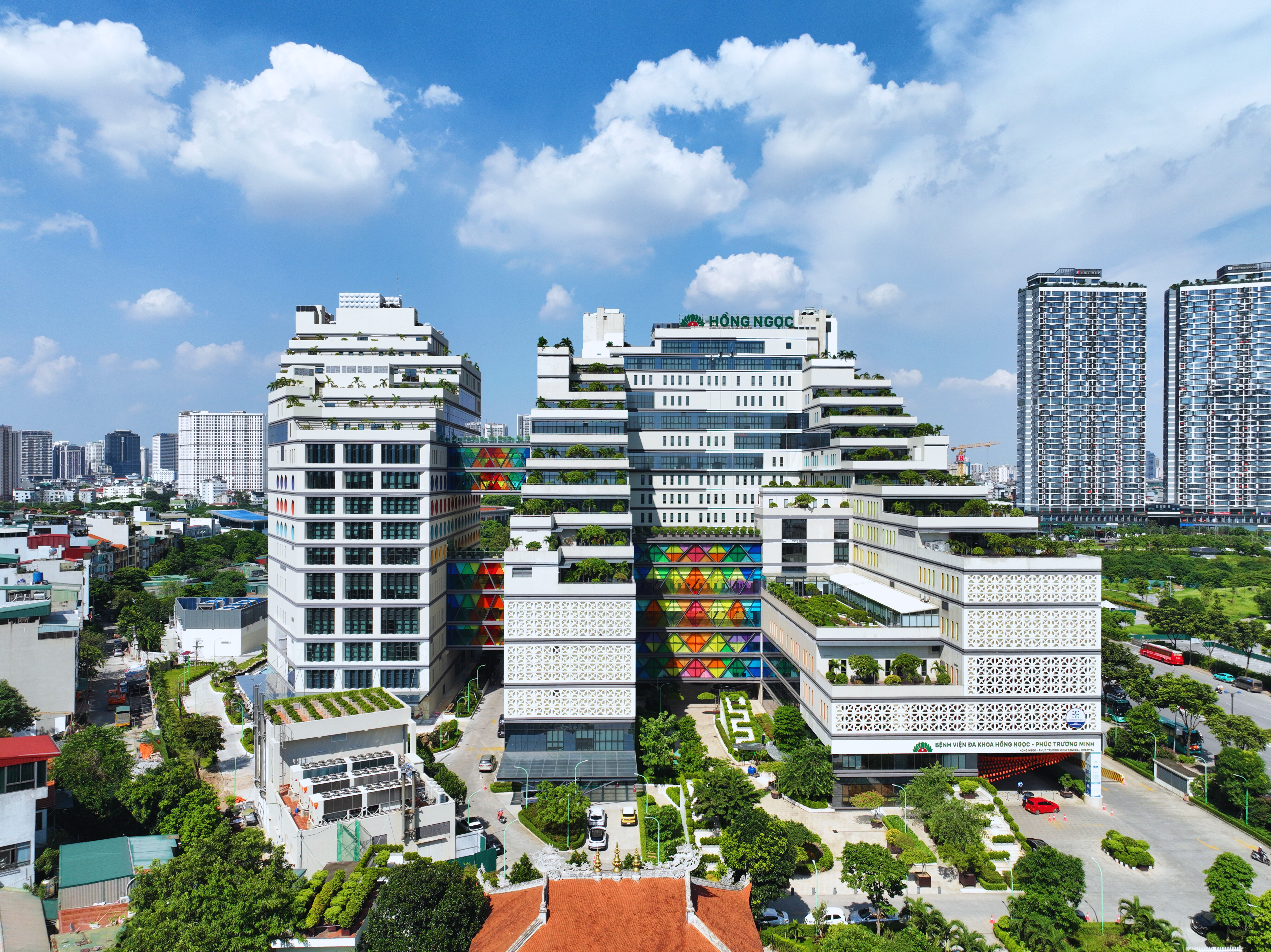 본원은 세계 유수의 글로벌 기업으로부터 수입한 첨단 의료 장비 시스템을 완비하고 있습니다.