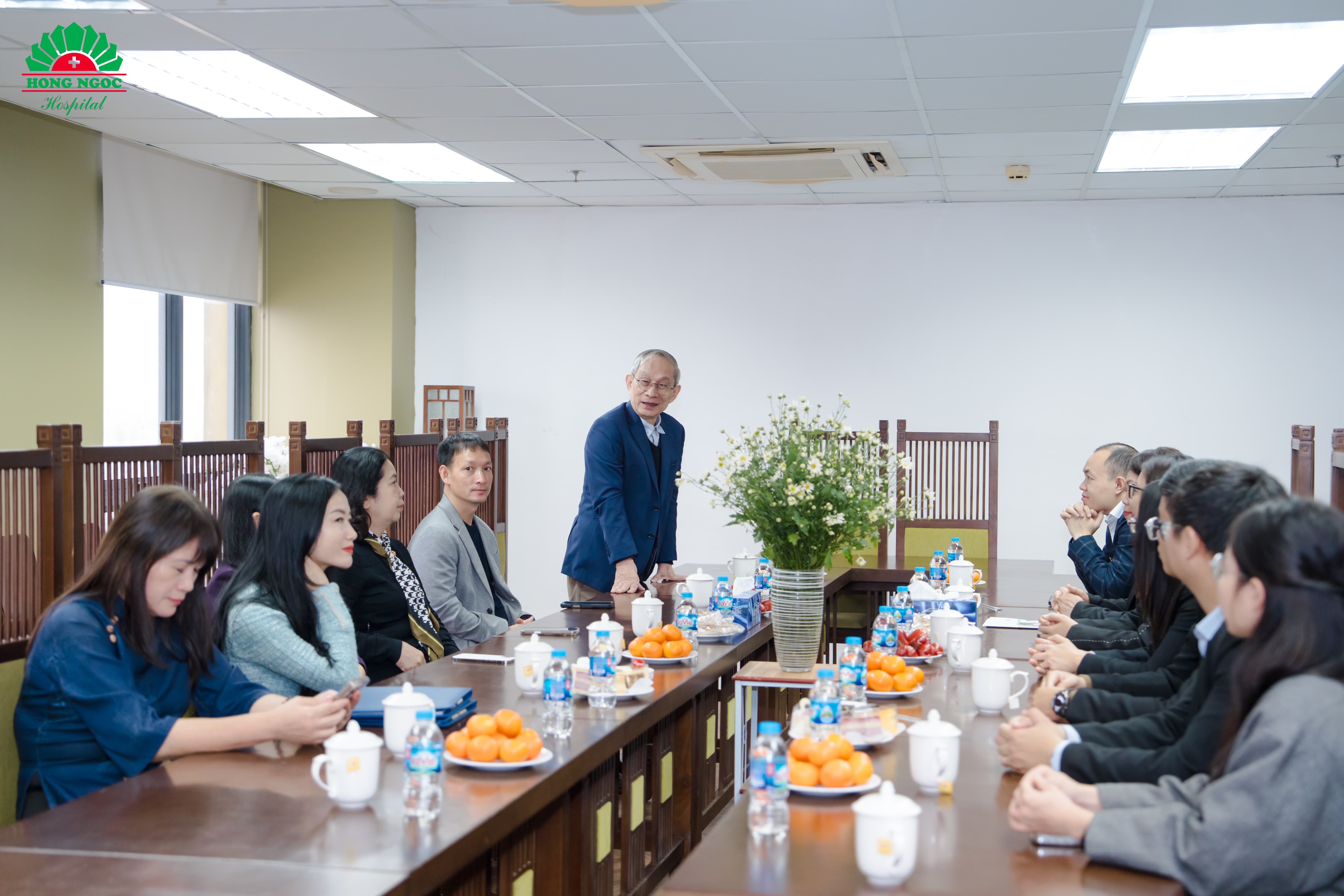 Hong Ngoc Marie  Curie (2)