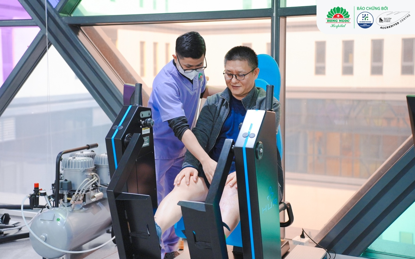 A Korean patient undergoing post-operative rehabilitation with the HUR pneumatic exercise system after fracture fixation surgery