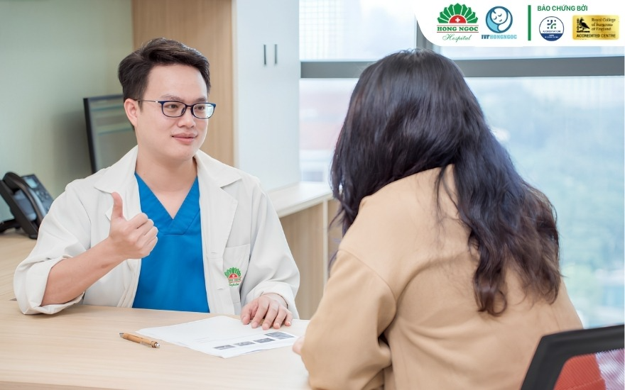 BSNT.CKI Nguyễn Văn Hoàng, Trung tâm IVF Hồng Ngọc tư vấn cho bệnh nhân