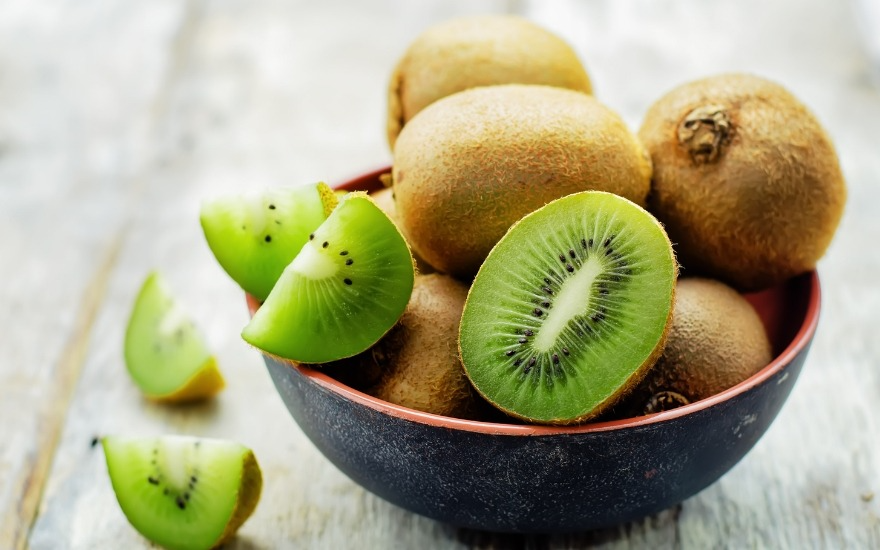 Kiwi chứa hàm lượng vitamin C cao