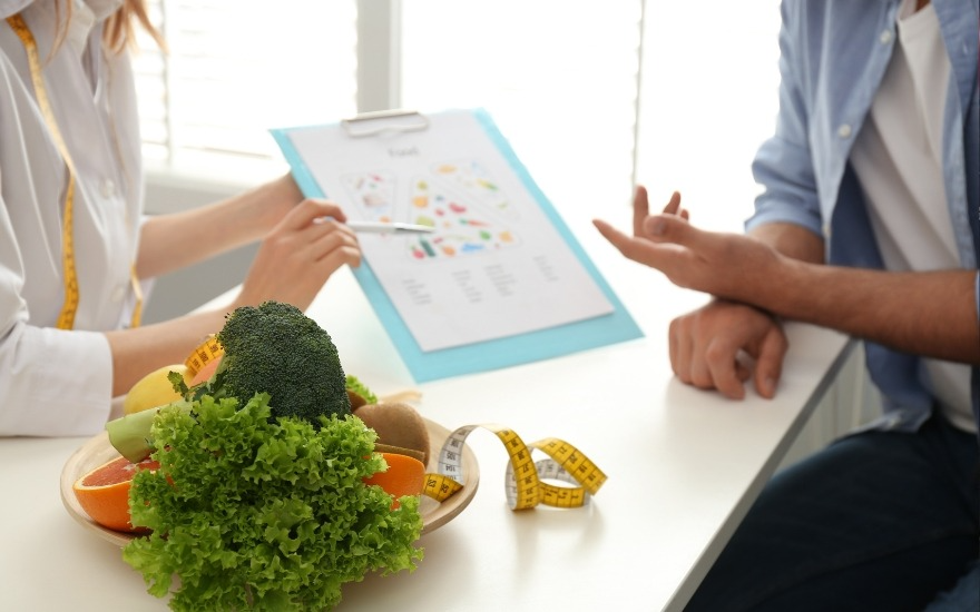 Nhóm bệnh nhân đặc biệt cần gặp bác sĩ để được cá nhân hóa dinh dưỡng