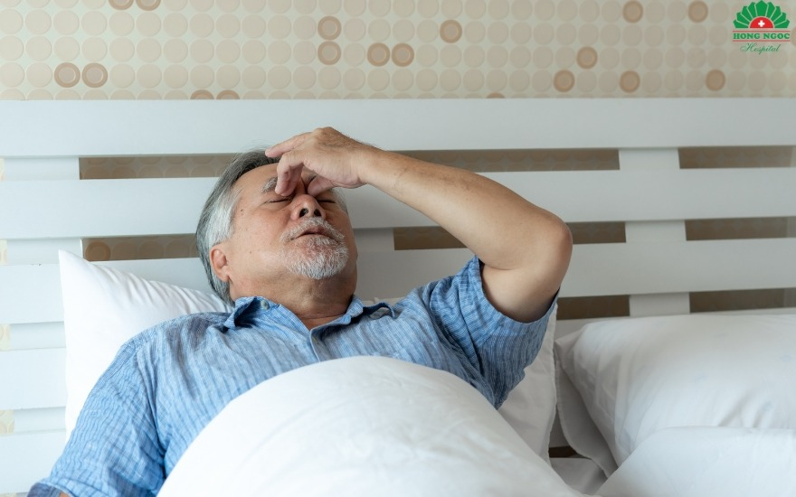 Mất nước âm thầm mùa hè: Dấu hiệu sớm không nên bỏ qua