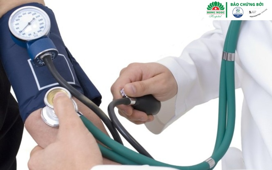 Người cao tuổi phòng bệnh mùa nóng: Dấu hiệu nguy hiểm cần biết