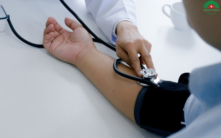 Người cao tuổi phòng bệnh mùa nóng: Dấu hiệu nguy hiểm cần biết