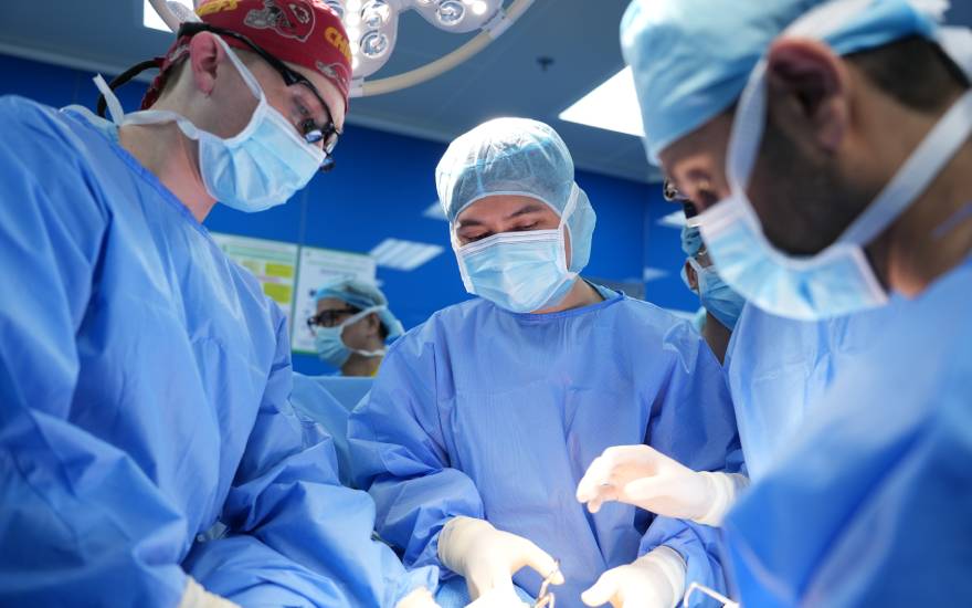 phẫu thuật dị tật bẩm sinh ở chân