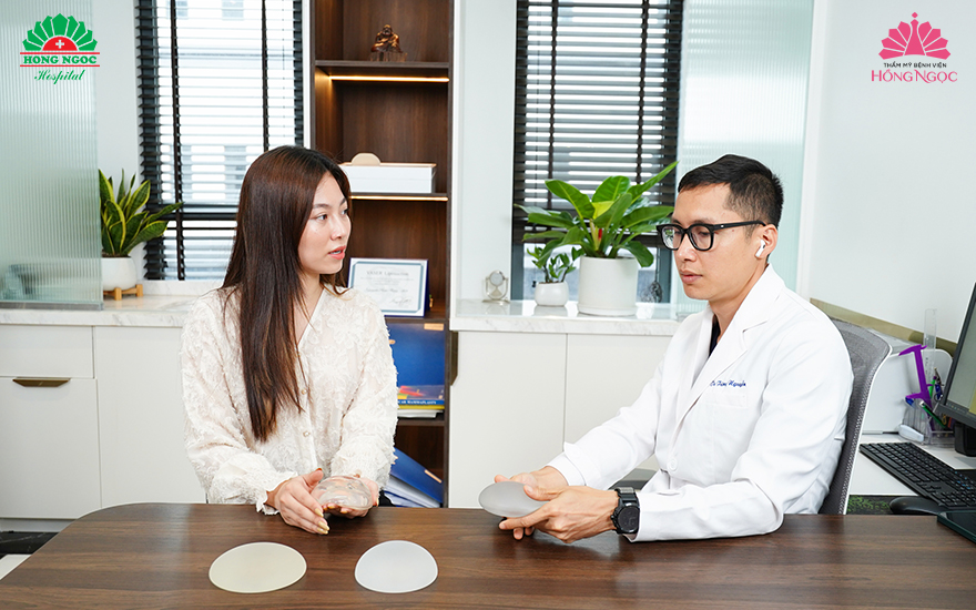 phẫu thuật nâng ngực