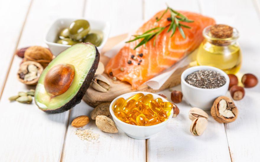 Axit béo Omega-3 từ các loại cá hỗ trợ cải thiện chất lượng màng phim nước mắt
