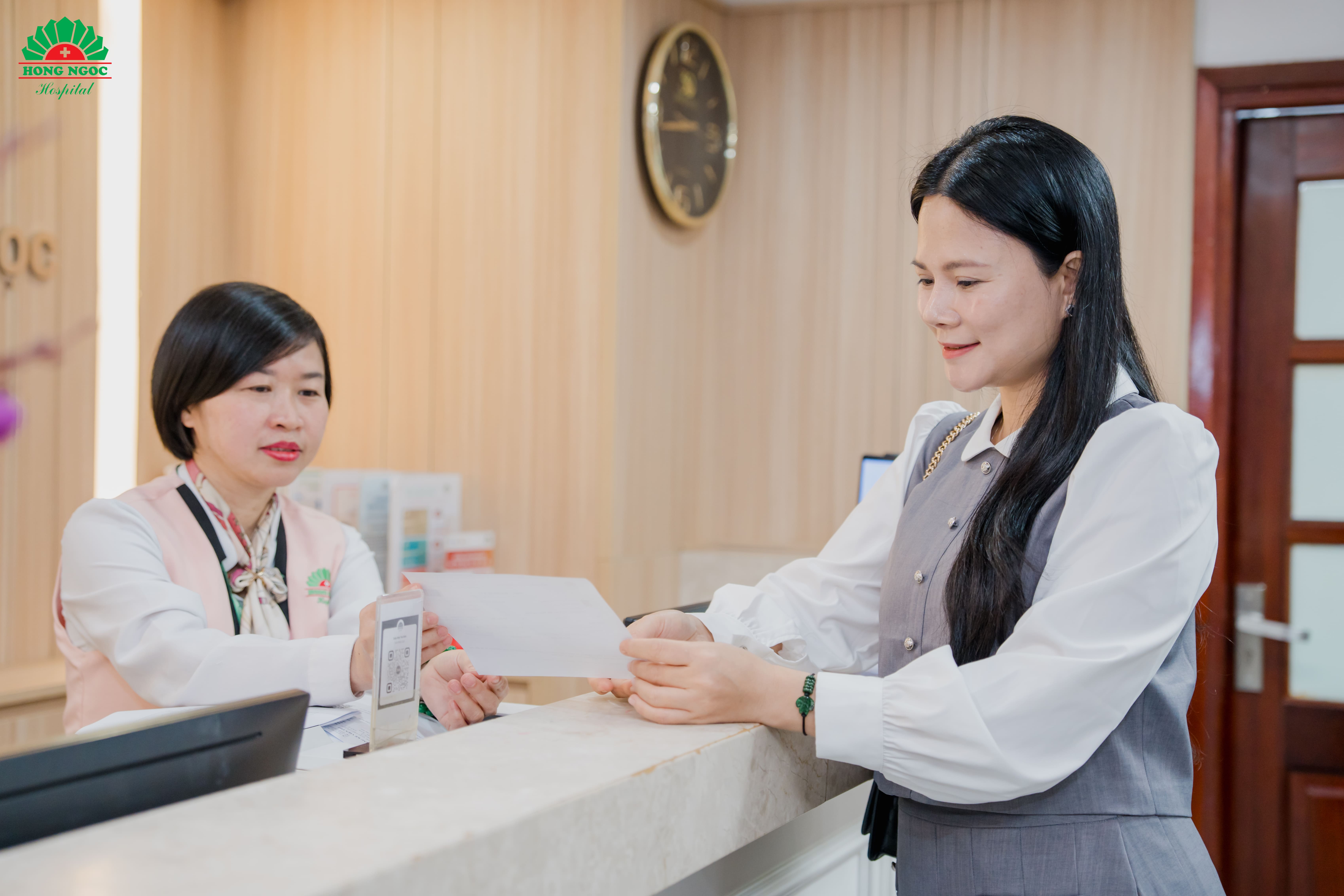 Để tối ưu chi phí thăm khám cần sử dụng tối đa quyền lợi của Bảo hiểm và chủ động thăm khám định kỳ.