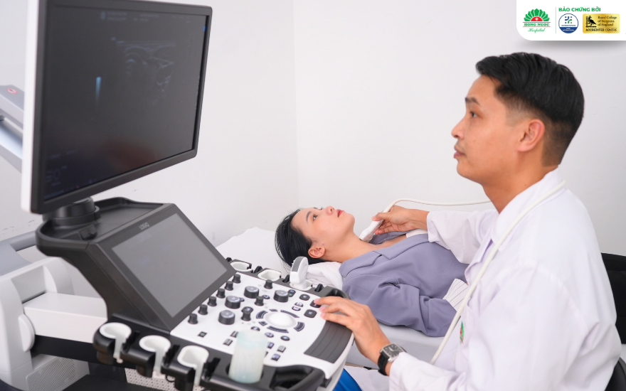 Siêu âm là phương pháp chẩn đoán hình ảnh không xâm lấn và được sử dụng phổ biến nhất để phát hiện nhân tuyến giáp