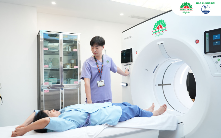 AI supports physicians in reading and analyzing breast MRI images.