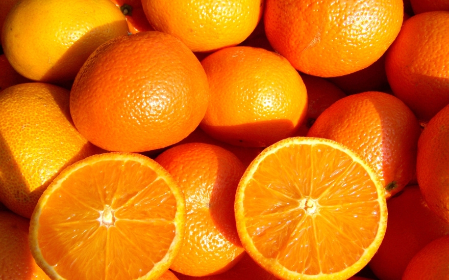 Thực phẩm giàu vitamin C như cam giúp tăng cường hệ miễn dịch