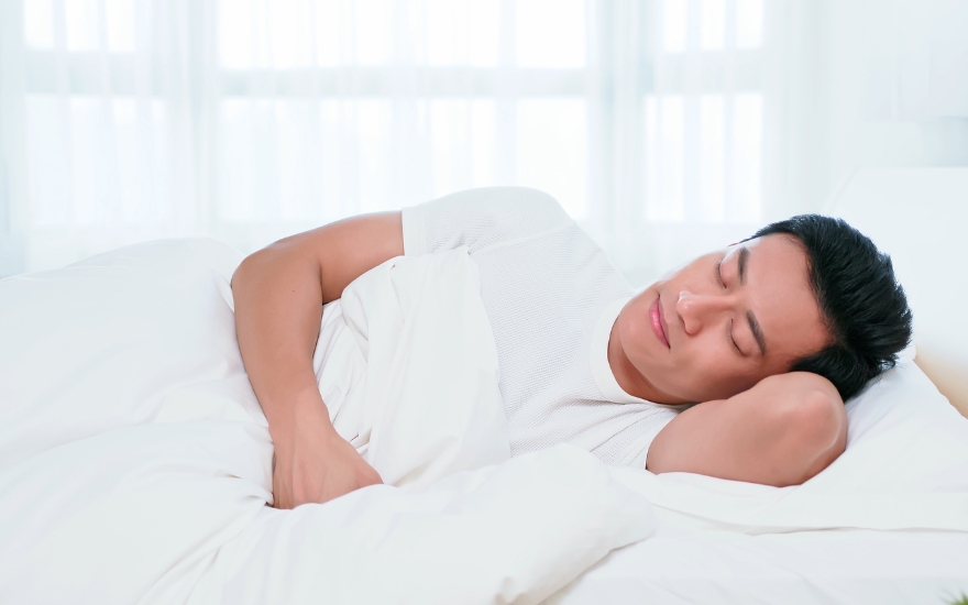 nghi-ngoi-tai-nha.jpg Đau nhẹ và không có dấu hiệu bất thường có thể theo dõi tại nhà