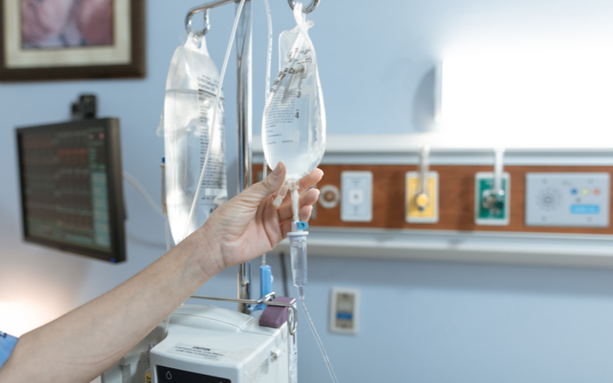 Truyền dịch sai gây nguy hiểm cho người bệnh