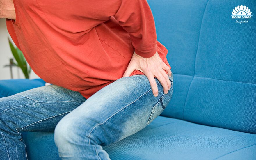 Dau-hieu-ung-thu-tuyen-tien-liet