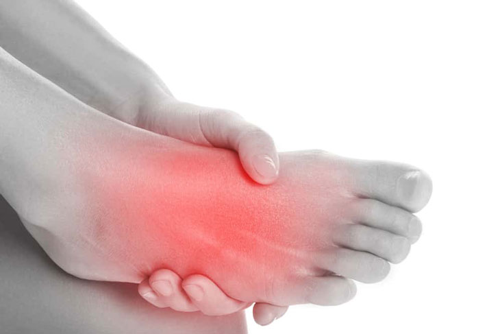 Đau bàn chân: Nguyên nhân, biến chứng và cách điều trị