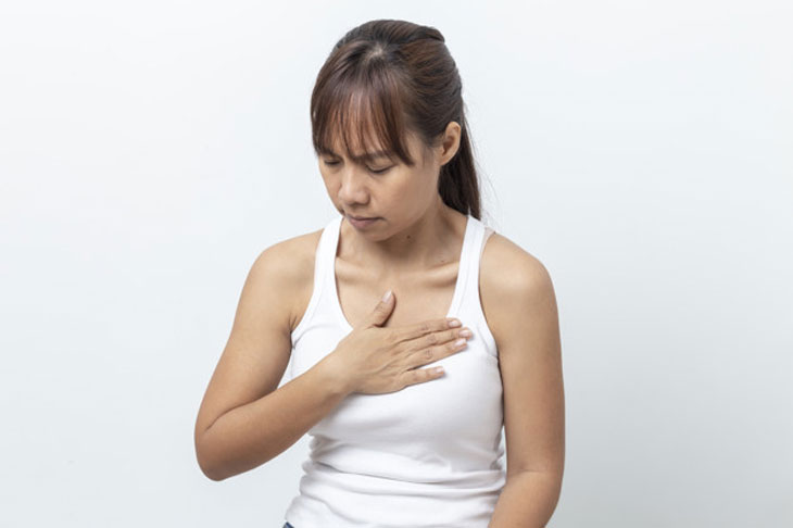 Khi nào cần đến bác sĩ nếu bị đau nhói ngực phải?

