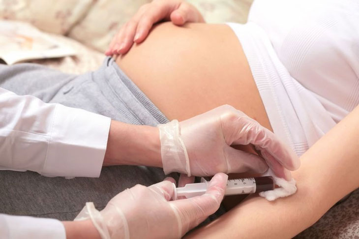 Chẩn đoán gan nhiễm mỡ cấp tính khi mang thai bằng xét nghiệm máu