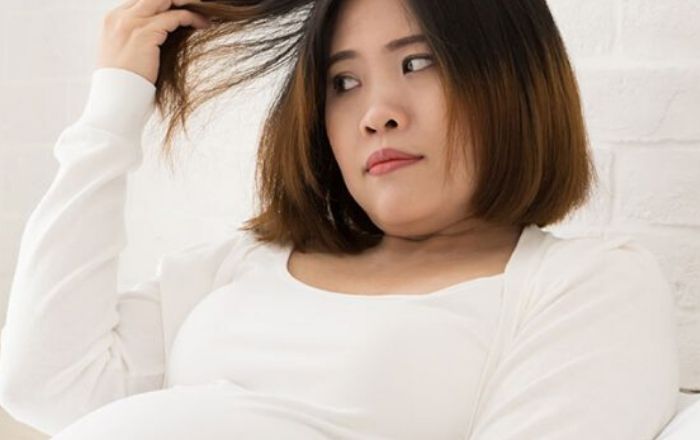 Nhuộm tóc khi đang mang thai: Nên hay không nên?