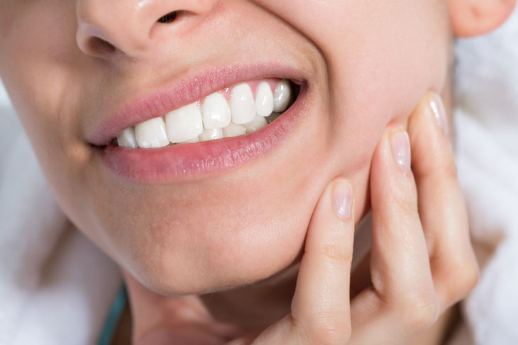 Khi nào cần nhổ răng khôn? Ảnh hưởng của răng khôn mọc lệch