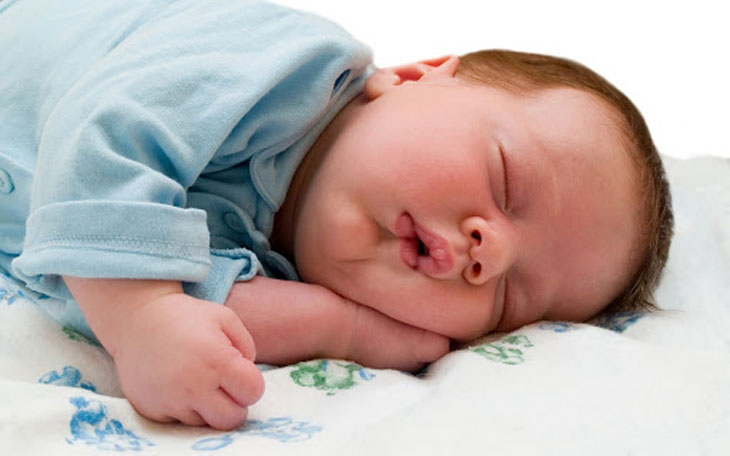 11 lý do khiến trẻ sơ sinh khó ngủ, không ngủ, ít ngủ