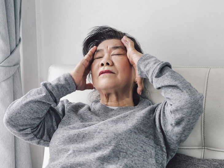 Mất ngủ ở người cao tuổi là biểu hiện của bệnh gì?