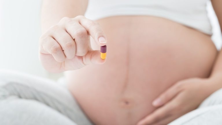 Liều lượng axit folic cho phụ nữ mang thai