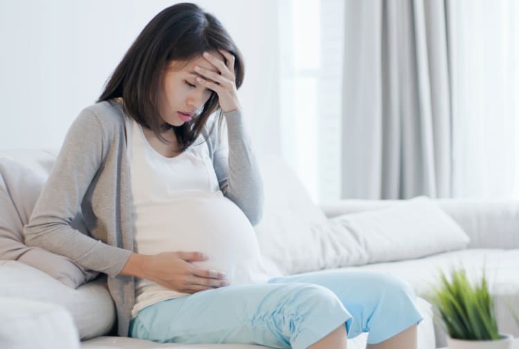 Viêm gan B trong thai kỳ: Nguy hiểm truyền từ mẹ sang con