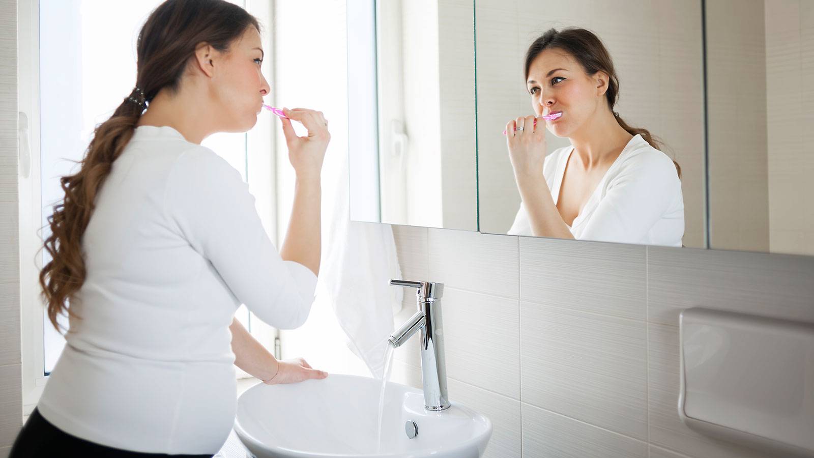 Bệnh răng miệng có ảnh hưởng gì đến thai phụ?