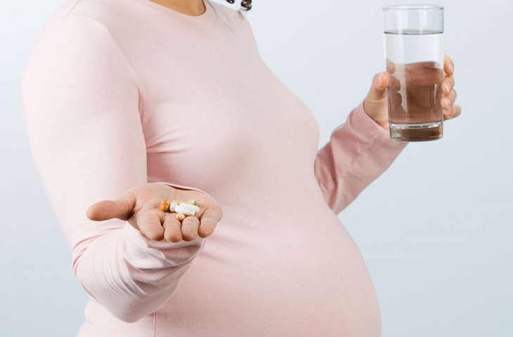 Bà bầu bị sốt ảnh hưởng như thế nào đối với thai nhi?