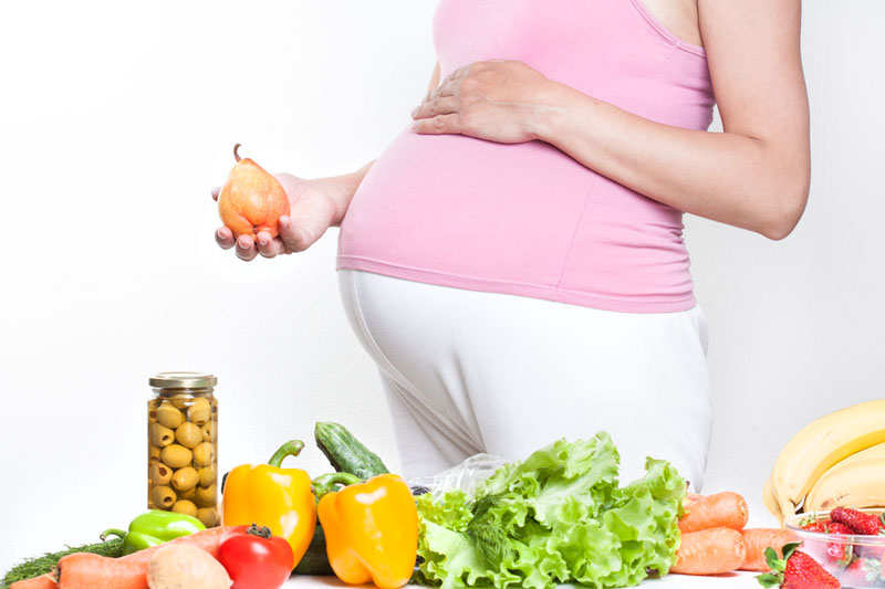Mẹ bầu tăng cân ít có ảnh hưởng đến thai nhi không?