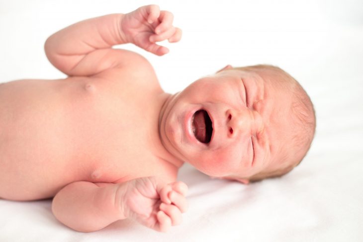 Tại sao  em bé sơ sinh thở nhanh và cách xử trí