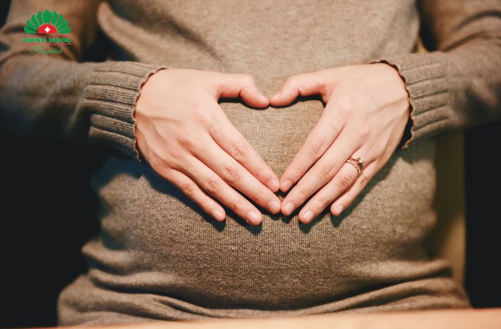 Mang thai làm mất cân bằng nội tiết tố