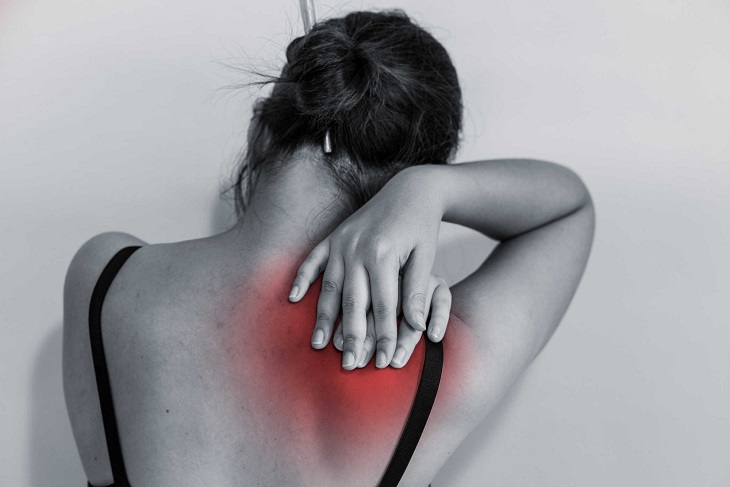 Khối u gan chèn ép lên cơ hoành có thể dẫn đến tình trạng đau vai phải