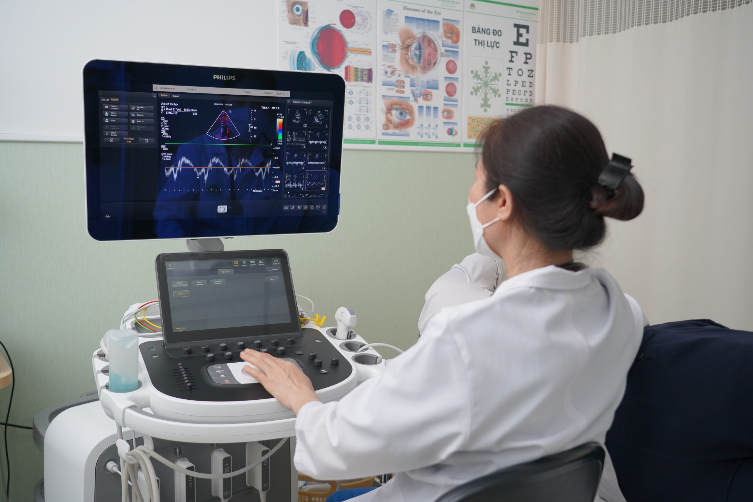 Bệnh viện Đa khoa Hồng Ngọc áp dụng kỹ thuật siêu âm Doppler tim để chẩn đoán đột quỵ